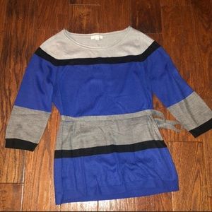***SOLD*** NY& Co women’s size M sweater